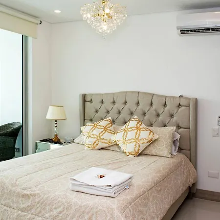1 Bedroom Sunset Luxury Private Jacuzzi Apartamento